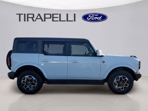 New 2025 Ford Bronco Outer Banks image 6