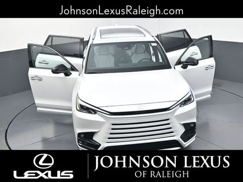 Certified 2025 Lexus TX 350 AWD w/ Technology Package image 33