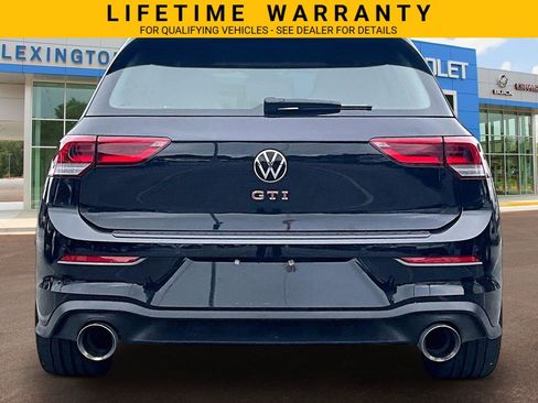 Used 2024 Volkswagen GTI SE FWD image 4