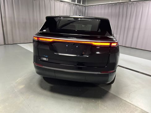 Used 2024 Jeep Wagoneer Launch Edition image 6