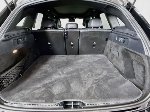 Used 2026 Mercedes-Benz GLC 300 4MATIC image 37