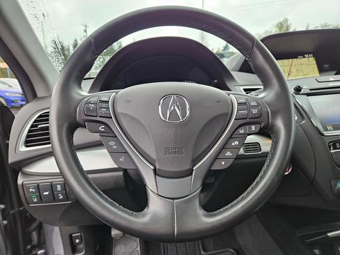 Used 2017 Acura RDX AWD w/ Advance Package image 29