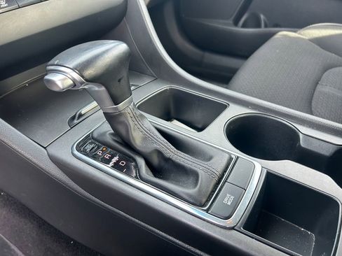 Used 2016 Kia Optima LX image 17