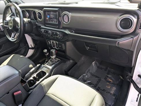 Used 2021 Jeep Wrangler Unlimited Sahara image 20