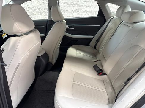 New 2026 Hyundai Sonata SEL FWD image 13