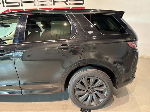 Used 2022 Land Rover Discovery Sport S R-Dynamic image 6