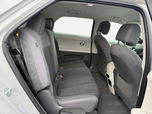 Used 2024 Hyundai Ioniq 5 SEL image 18