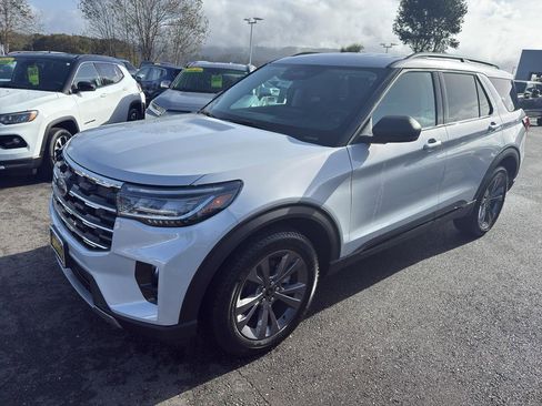 New 2026 Ford Explorer Active w/ Active Comfort Package image 22