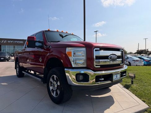 Used 2015 Ford F250 Lariat w/ Lariat Chrome Package AWD/4WD image 9