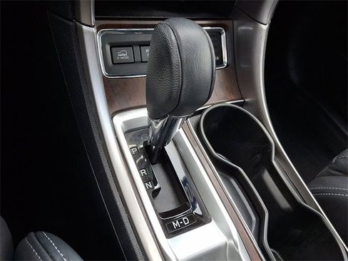 Used 2022 Subaru Ascent Touring w/ Popular Package #2A image 19