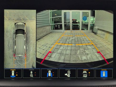 Used 2024 Chevrolet Tahoe High Country image 27