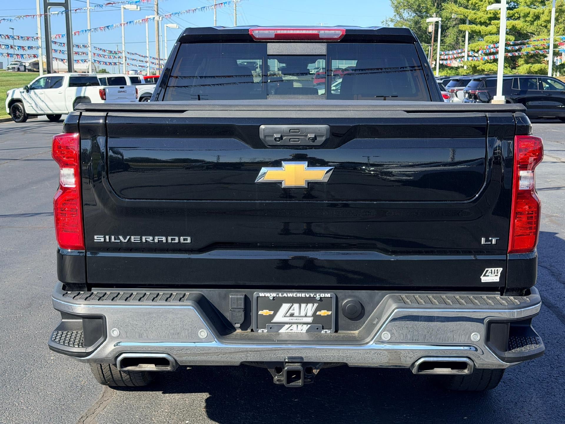 Used 2024 Chevrolet Silverado 1500 LT AWD/4WD image 6