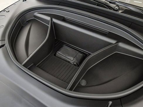 New 2025 Volvo EX90 Ultra w/ Protection Package Premier image 30