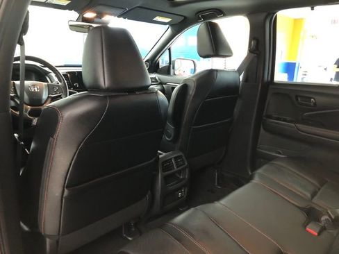 Used 2023 Honda Passport TrailSport image 17