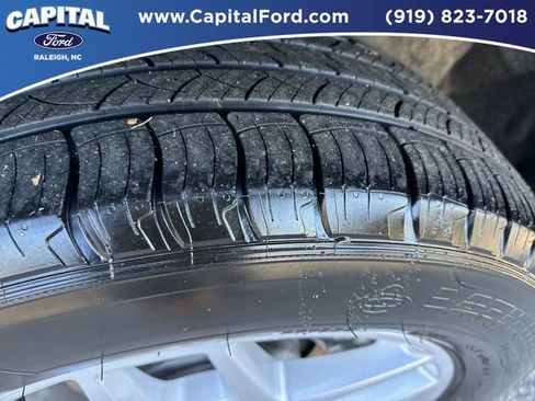 Certified 2022 Ford Edge SEL w/ Convenience Package image 14