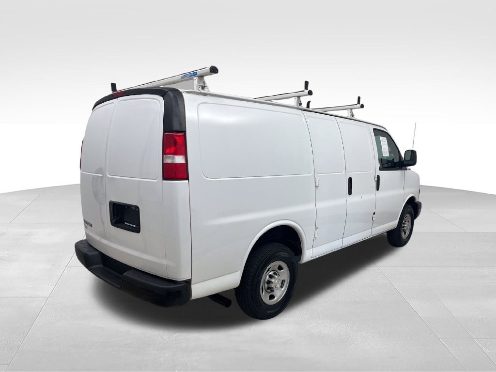 Used 2023 Chevrolet Express 2500 w/ Driver Convenience Package RWD image 5
