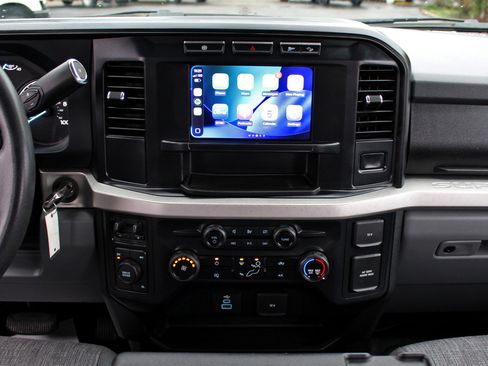 Used 2024 Ford F350 XLT w/ FX4 Off-Road Package image 27