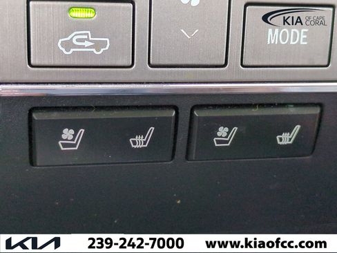 Used 2017 Toyota Tundra 1794 Edition image 22