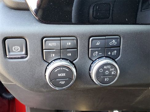 New 2025 GMC Sierra 2500 SLT w/ SLT Premium Package image 26