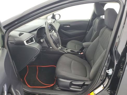 Used 2020 Toyota Corolla LE image 18
