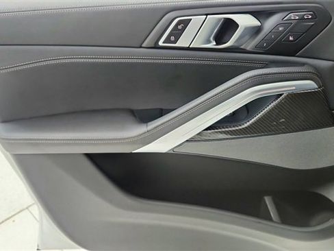 Used 2025 BMW X6 M60i image 35