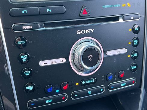 Used 2018 Ford Explorer Sport w/ Equipment Group 401A image 23