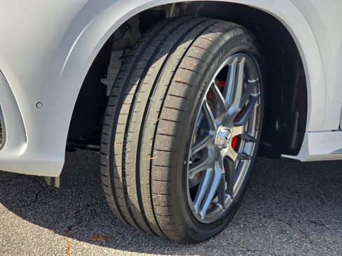 New 2026 Mercedes-Benz GLE 63 AMG S image 33