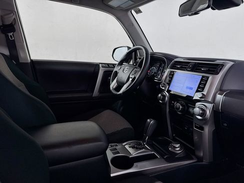 Used 2024 Toyota 4Runner SR5 image 32