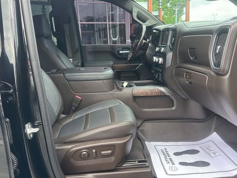 Used 2020 GMC Sierra 3500 Denali w/ Denali Ultimate Package AWD/4WD image 11