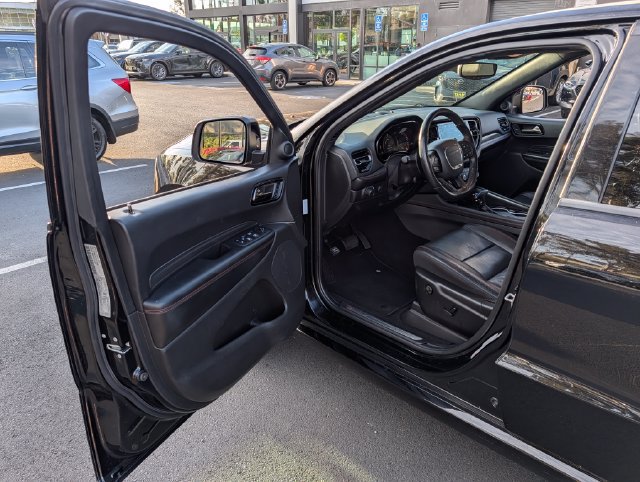 Used 2025 Dodge Durango GT AWD/4WD image 37