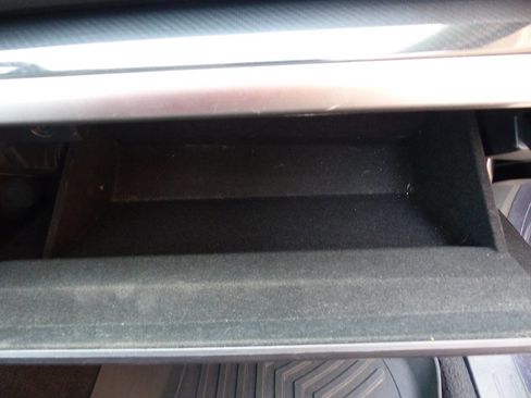 Used 2017 Subaru Legacy 2.5i Sport image 46