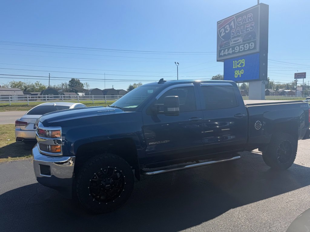 Used 2015 Chevrolet Silverado 2500 LT w/ LT Convenience Package AWD/4WD image 6