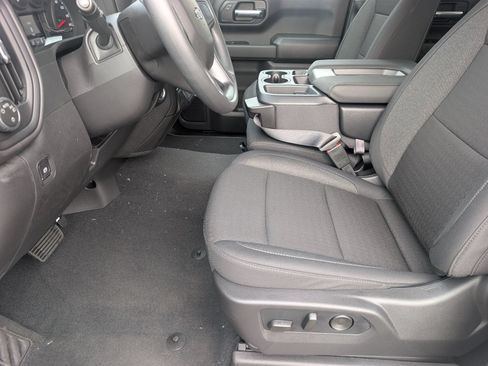 New 2026 Chevrolet Silverado 1500 Custom Trail Boss AWD/4WD image 17
