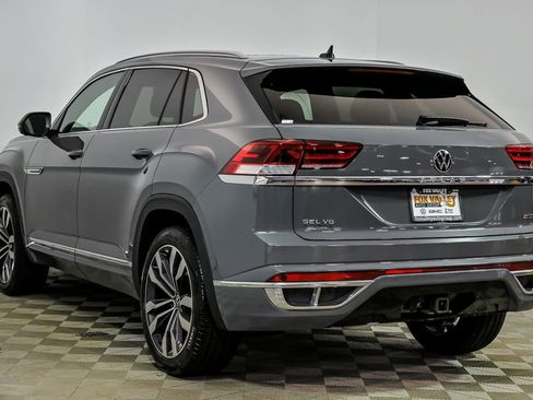 Used 2022 Volkswagen Atlas Cross Sport SEL Premium R-Line image 4