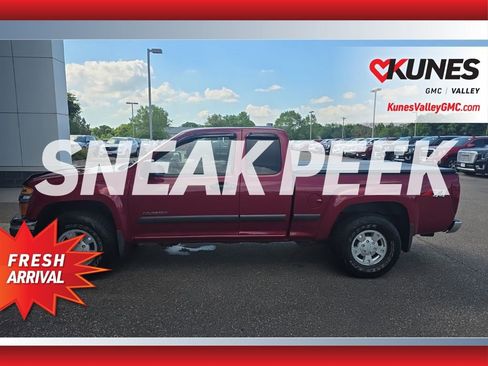 Used 2004 Chevrolet Colorado LS w/ Power Convenience Package AWD/4WD image 9