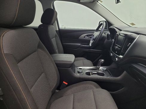 Used 2019 Chevrolet Traverse LT FWD image 21