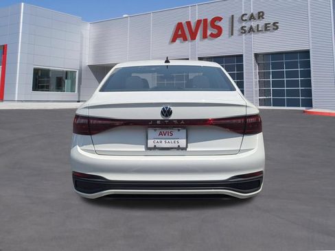 Used 2025 Volkswagen Jetta Sport FWD image 7