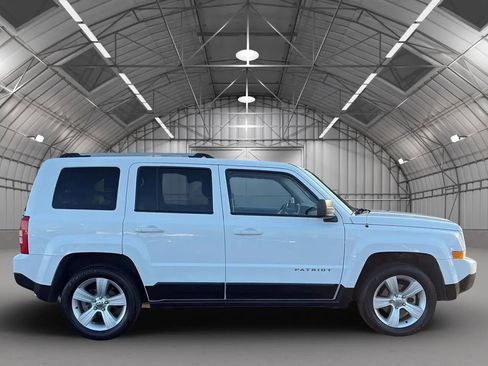 Used 2014 Jeep Patriot Limited w/ Sun/Sound Group image 6