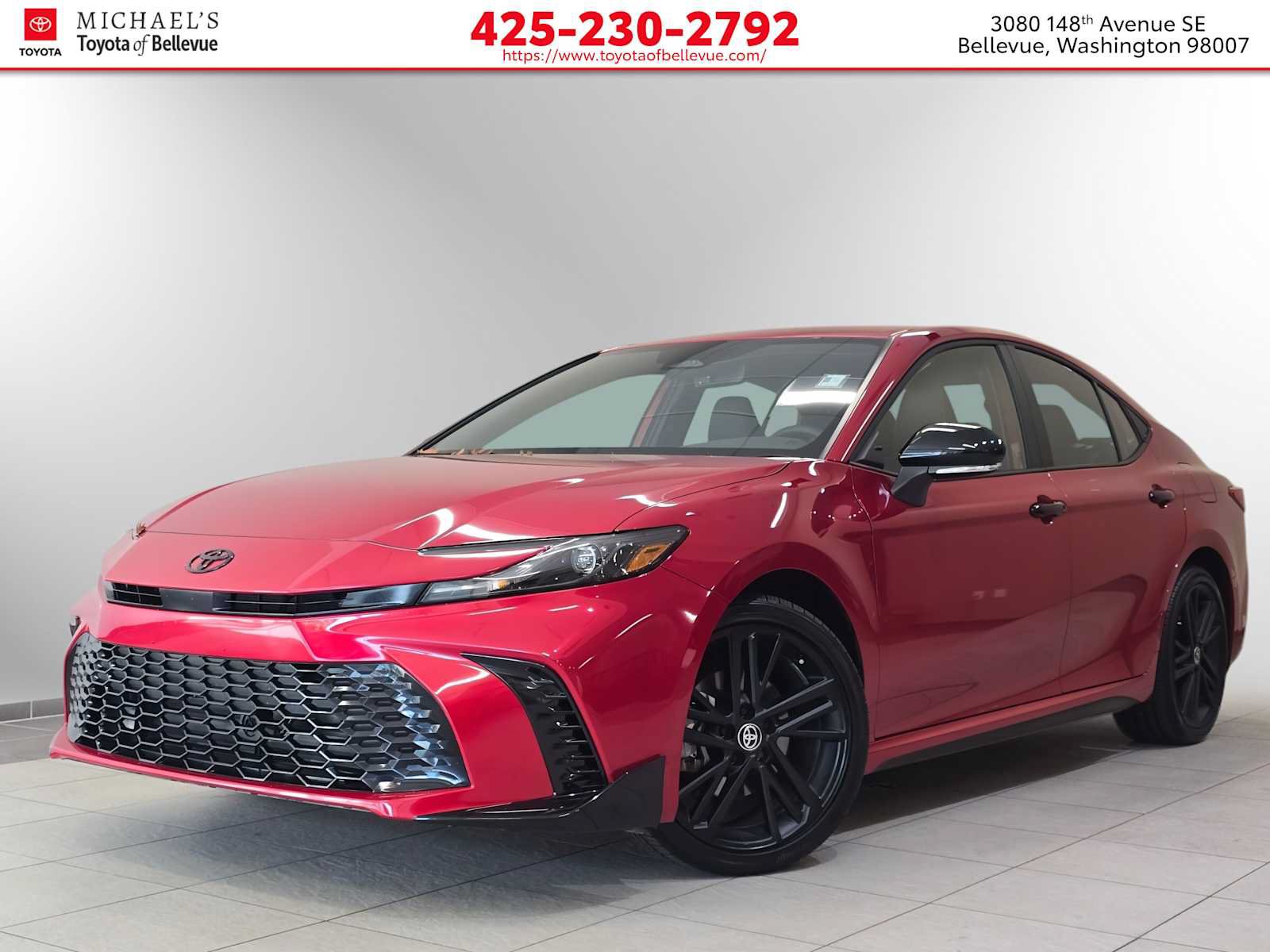 Used 2026 Toyota Camry Hybrid AWD/4WD image 1