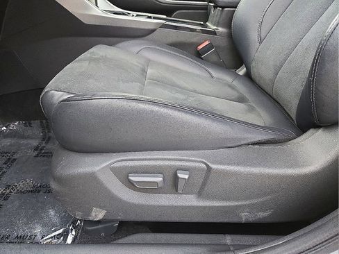 Used 2024 Mitsubishi Eclipse Cross SE image 24