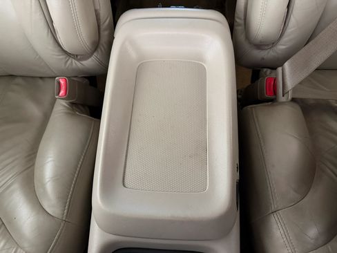 Used 2002 GMC Yukon XL SLT AWD/4WD image 23