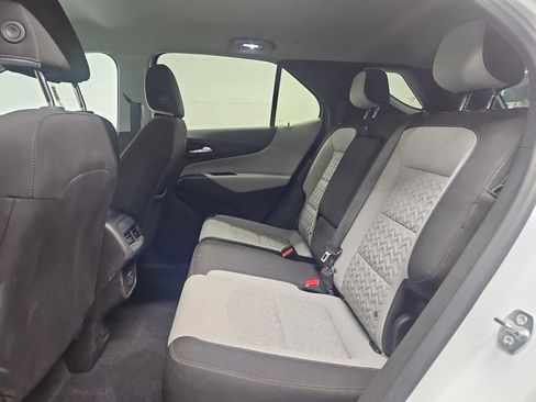 Used 2024 Chevrolet Equinox LT image 10