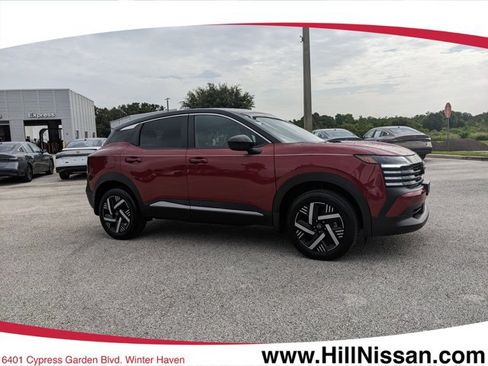 Certified 2025 Nissan Kicks SV FWD image 1