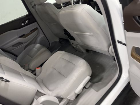 Used 2021 GMC Acadia SLE w/ Driver Convenience Package AWD/4WD image 22