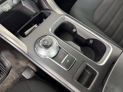 Certified 2020 Ford Fusion SE image 23