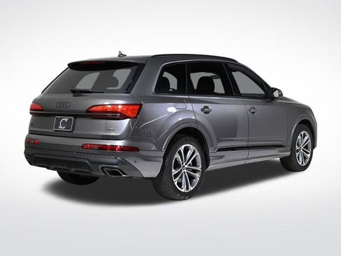 Certified 2025 Audi Q7 2.0T Premium w/ Convenience Plus Package image 5
