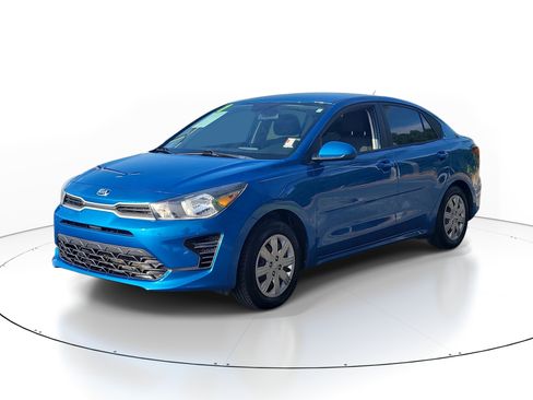Used 2021 Kia Rio S FWD image 3