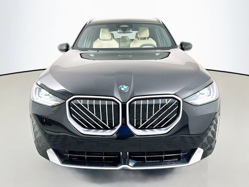 Used 2025 BMW X3 xDrive30i w/ Convenience Package image 2