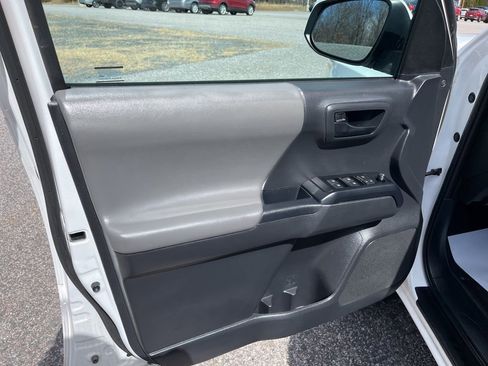 Used 2023 Toyota Tacoma SR image 12