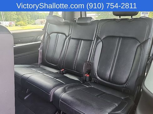 Certified 2024 Jeep Wagoneer L Series II w/ Flexible Seating Group AWD/4WD image 27